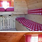 Schlafen Im Fass Mit Feldblick Campingplatz