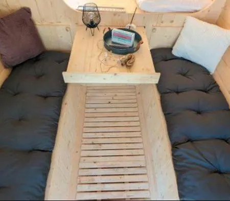 Schlafen Im Fass Mit Feldblick Komptendorf