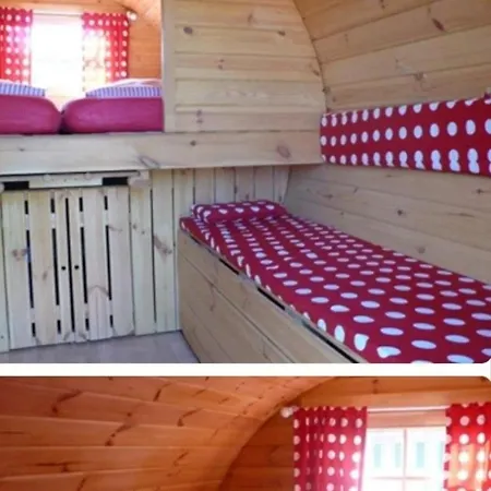 Schlafen Im Fass Mit Feldblick 캠프장